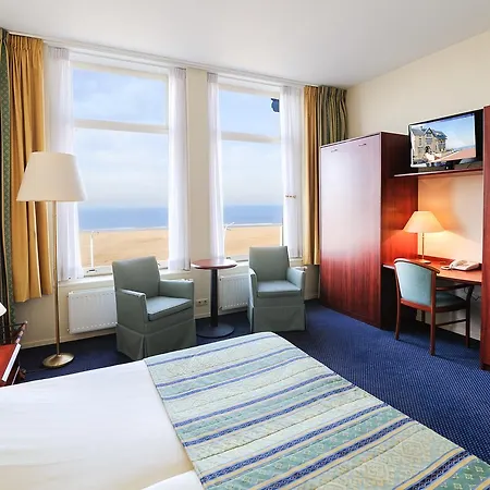Boulevard Scheveningen Hotel 3*